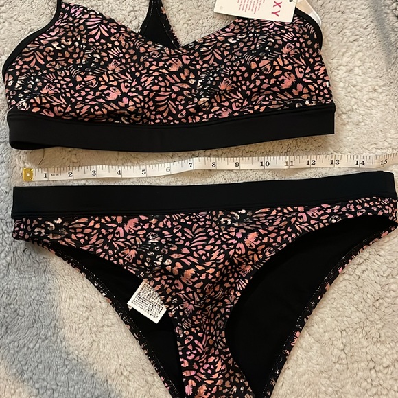 NWT two piece Roxy swimsuit M - Picture 3 of 8